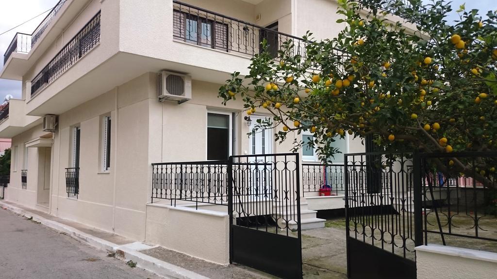 Eleni Apartment Sami  Luaran gambar
